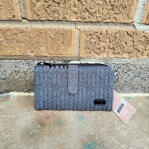 NWT Lug Heather Grey Quilted Tram Wallet